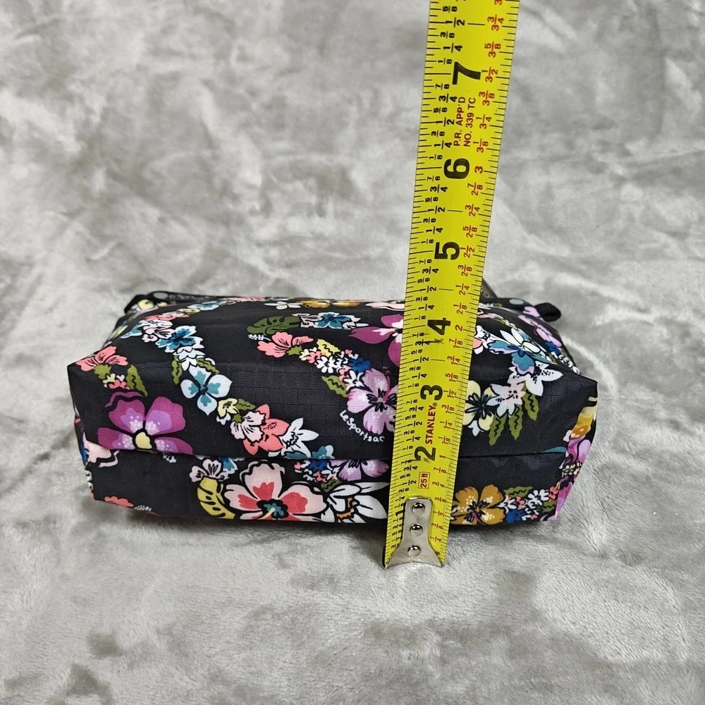 LeSportsac Pouch 7.5x5.5 Hawaiian Floral Cosmetic Makeup Travel Zip Coin Purse